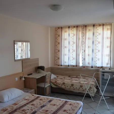 The White House! A Good Pleace For Rest! 2* Primorsko