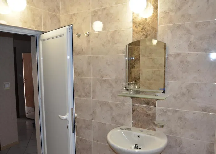 Gasthof The White House! A Good Pleace For Rest! 3*